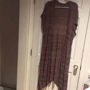 Short sleeve knit sweater